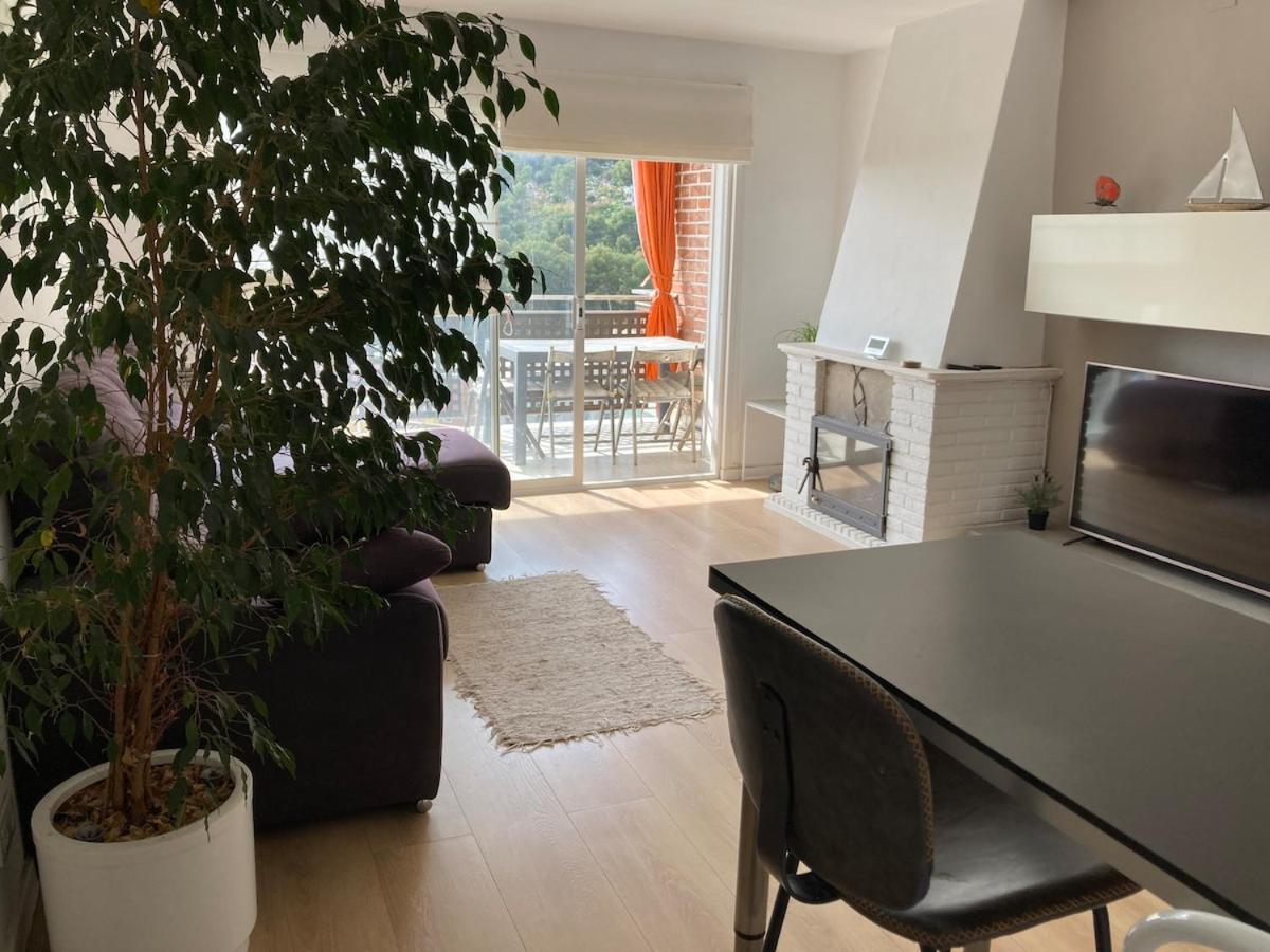 Apartamento Con Vistas Al Mar Кастелдефелс Екстериор снимка